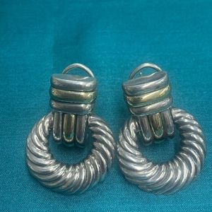 Beautiful David Yurman earrings